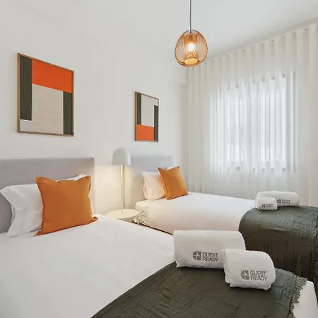 Guestready - With Outdoor Charm شقة