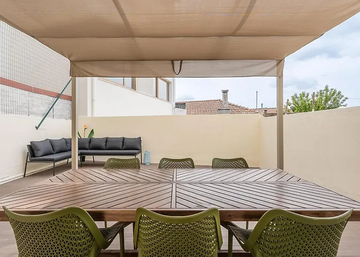 Guestready - With Outdoor Charm بورتو