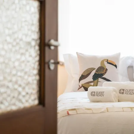 Guestready - With Outdoor Charm Апартаменты *