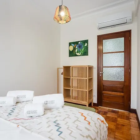 Guestready - With Outdoor Charm Апартаменты *