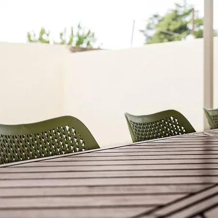 Guestready - With Outdoor Charm *