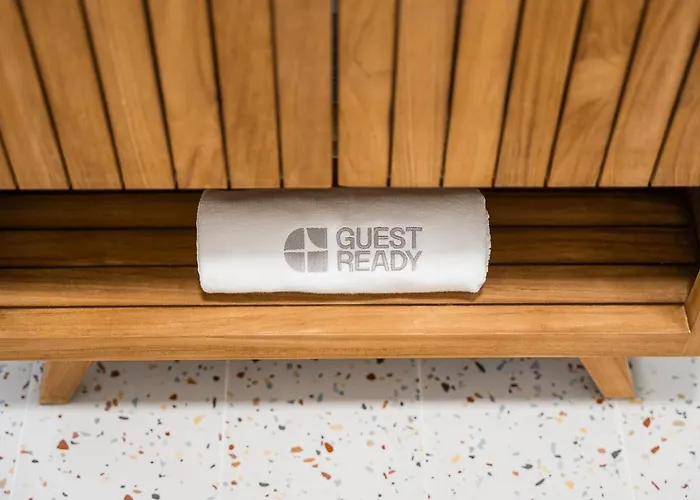 아파트 Guestready - With Outdoor Charm *